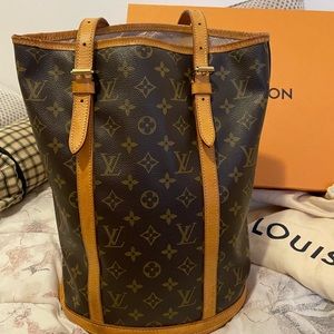 Louis Vuitton toe bag